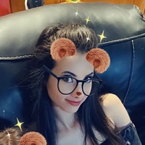 Meet your Posher, Mckenzie